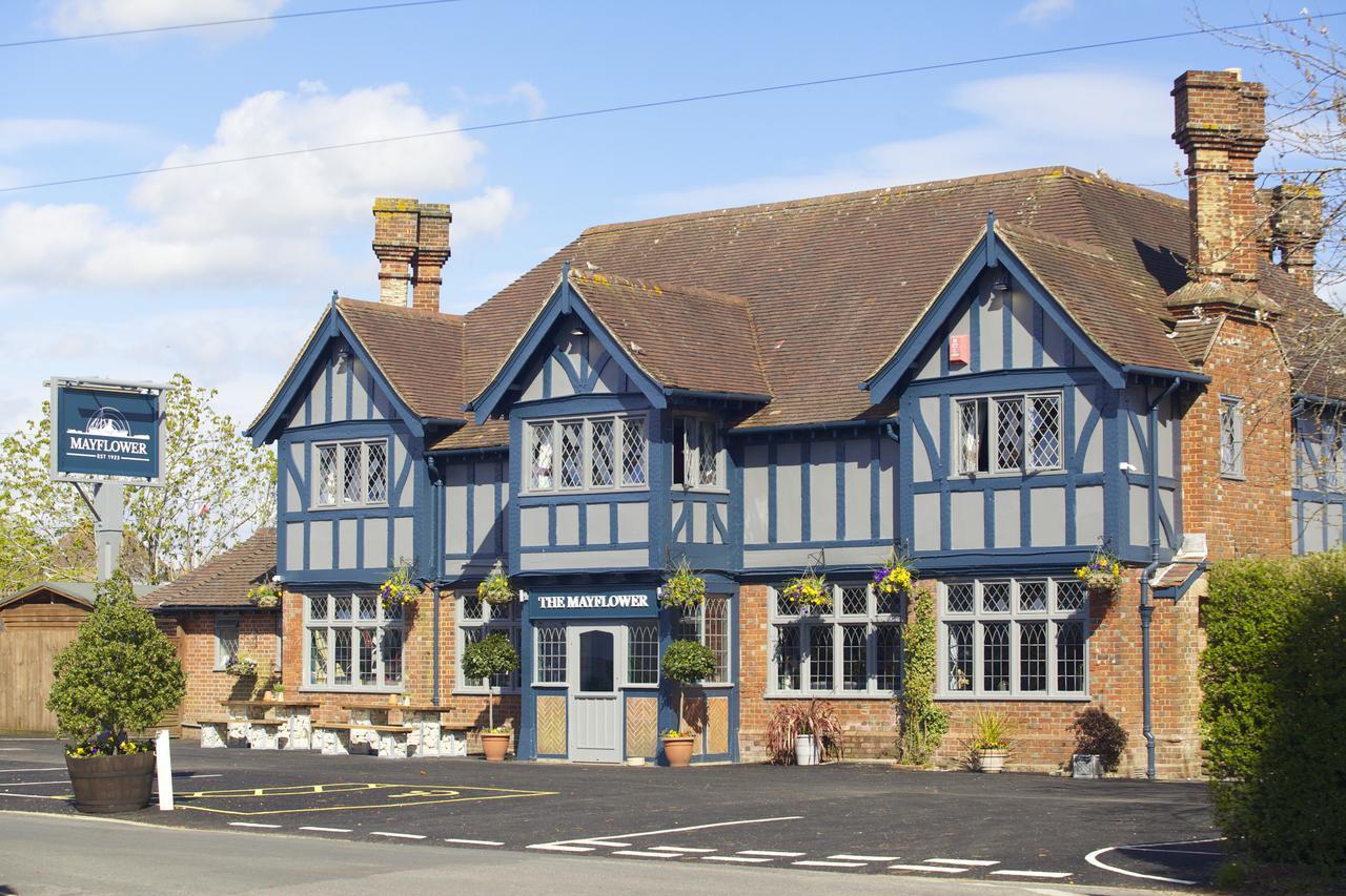 The Mayflower Lymington Buitenkant foto